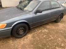 A picture of 2001 Toyota Camry