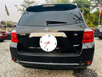 A picture of 2008 Nigerian Used Toyota Highlander Location GWARINPA Abuja Condition Buy