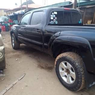A picture of 2008 Toyota Tacoma 2008 Full option
