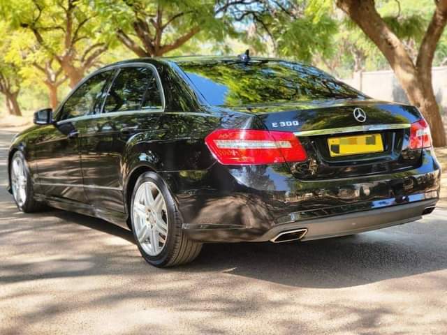 classifieds/cars mercedes