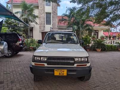 A picture of Land cruiser Price mil 23 Full documents Manual Diesel Clean