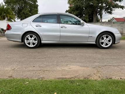 classifieds/cars mercedes