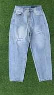 A picture of Jeans 10000