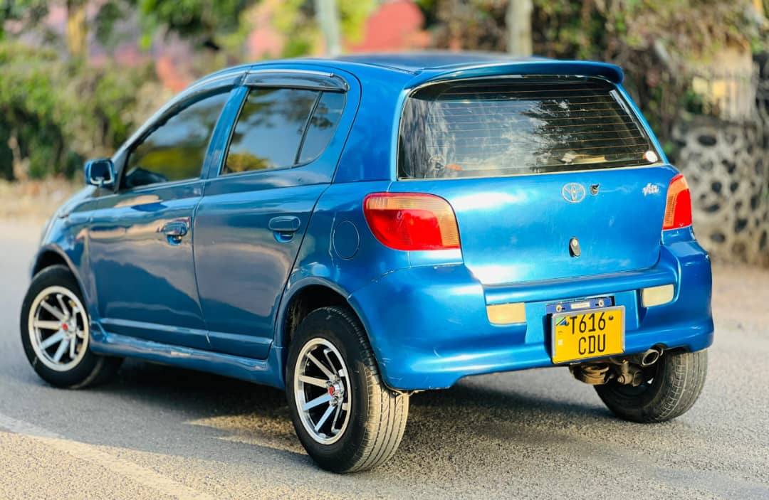 A picture of toyota vitz