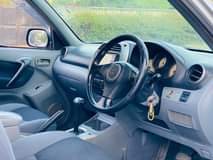 A picture of Model Toyota Rav 4 kipisi Location Dar es salaam Tanzania