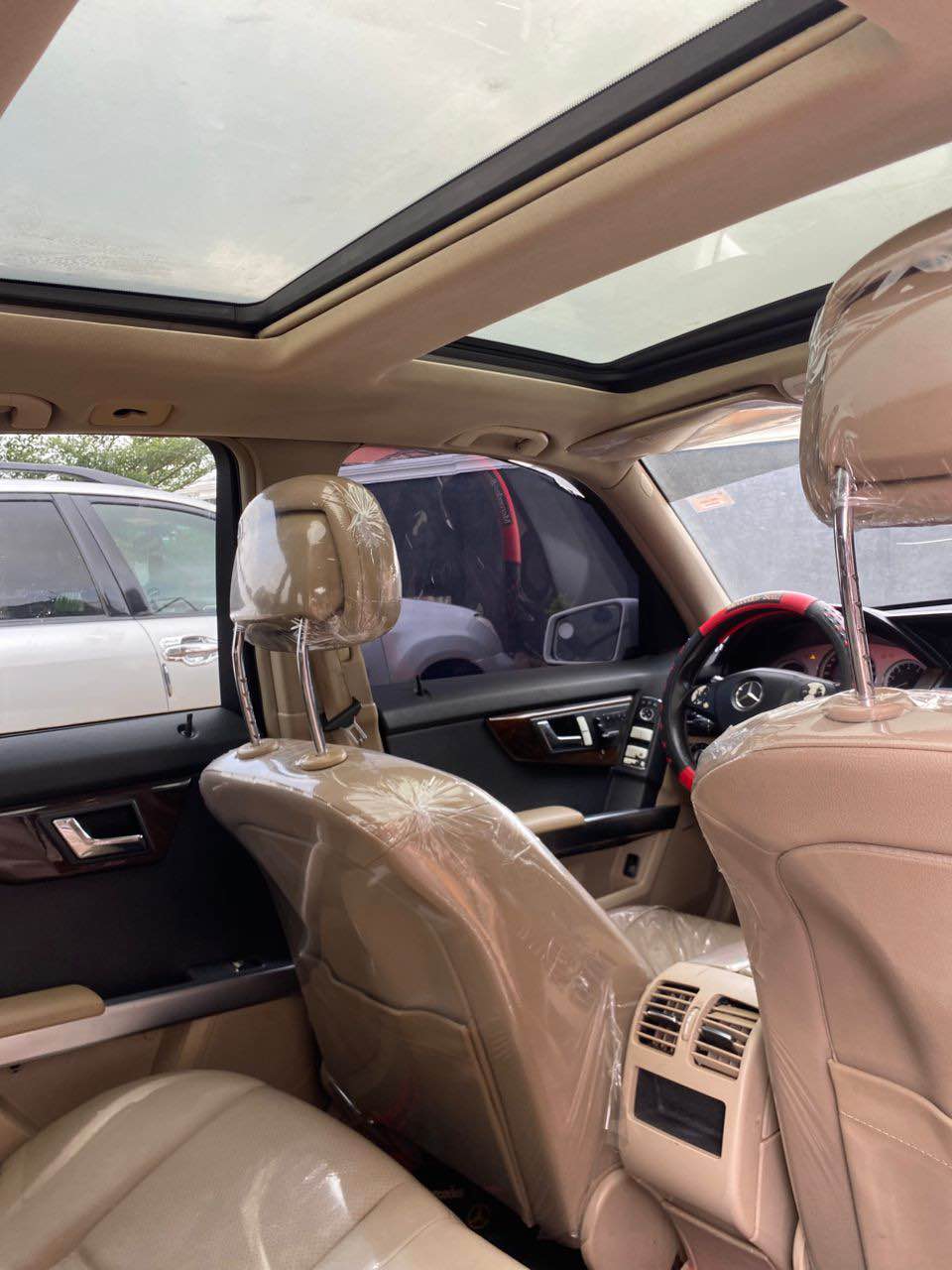 A picture of Mercedes Benz GLK 4matic 2014