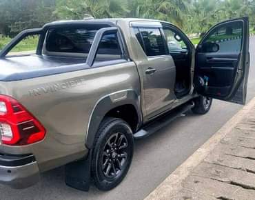 used toyota hilux