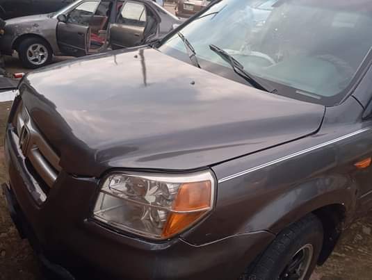 A picture of HONDA PILOT