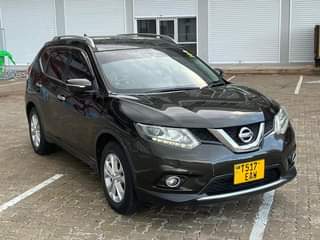 A picture of On sale Nissan XTRIAL new model