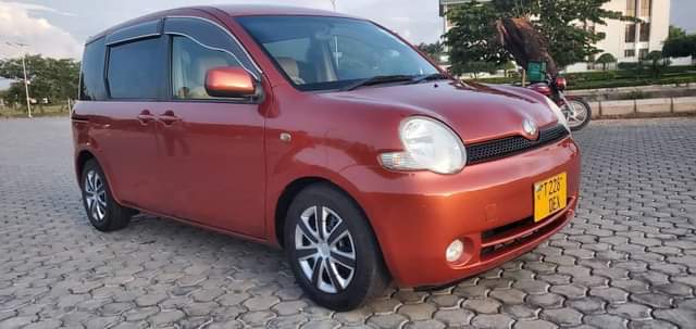 A picture of TOYOTA SIENTA GOOD NEW FOR SELL 8M OR EXCHANGE SO