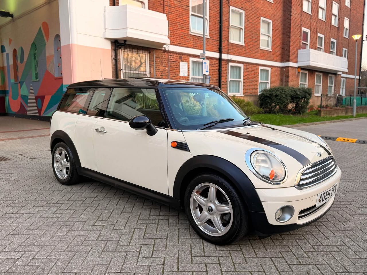 mini cooper clubman