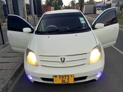 used toyota ist
