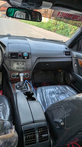 A picture of 2009 double parno C300