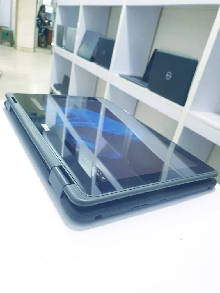 A picture of Dell laptop