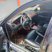 A picture of Very clean in and out Lexus ES 330