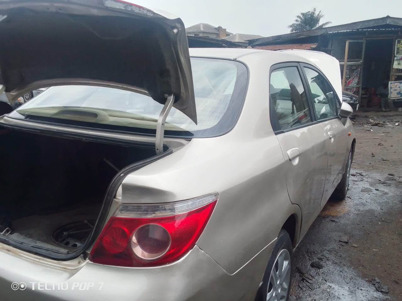A picture of Honda city
