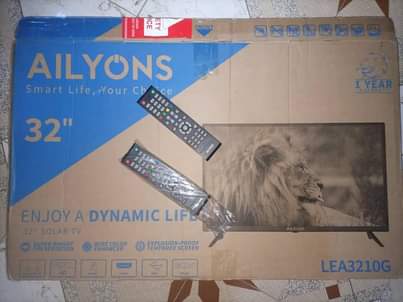 A picture of AILYONS LED TV inch 32