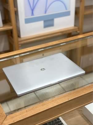 A picture of HP FOLIO 9480m