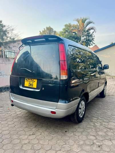 A picture of Noah SR40 mwanza call WhatsApp 0686108116