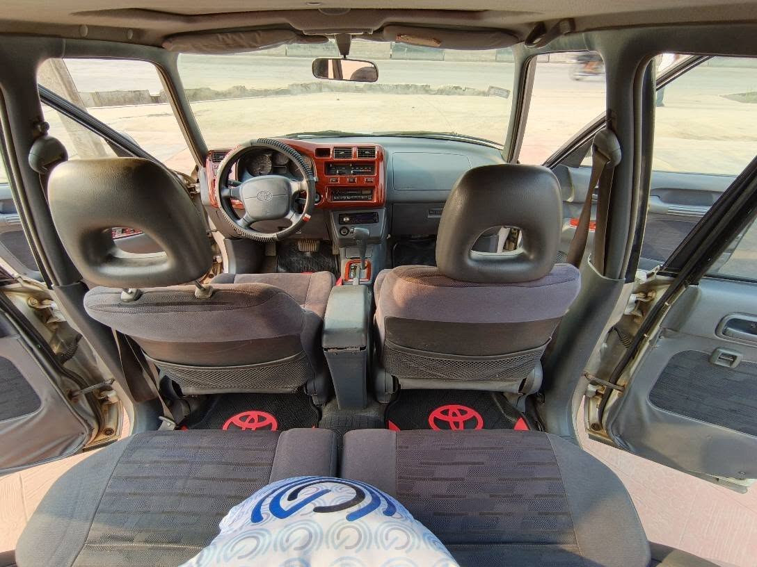 A picture of TOYOTA RAV4