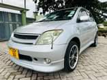 A picture of TOYOTA IST
