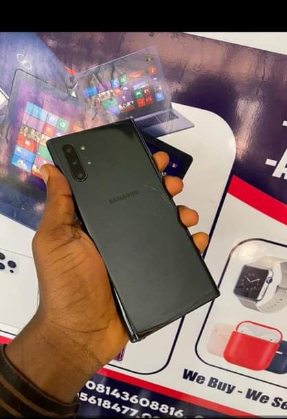 A picture of SAMSUNG NOTE10