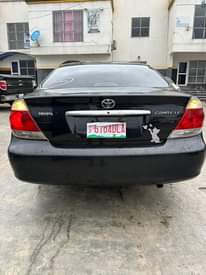 A picture of 2004 Toyota Camry