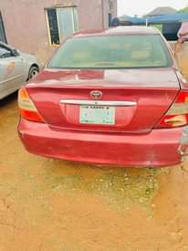A picture of TOYOTA CAMRY 04 settlement 100k location ikorodu ac need need