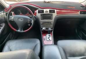A picture of Lexus ES330 2006 Neatly used frost body Nothing to fix