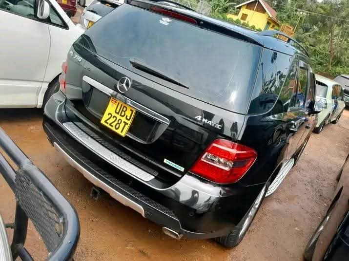 A picture of 2014 Mercedes Benz 4MATIC 20
